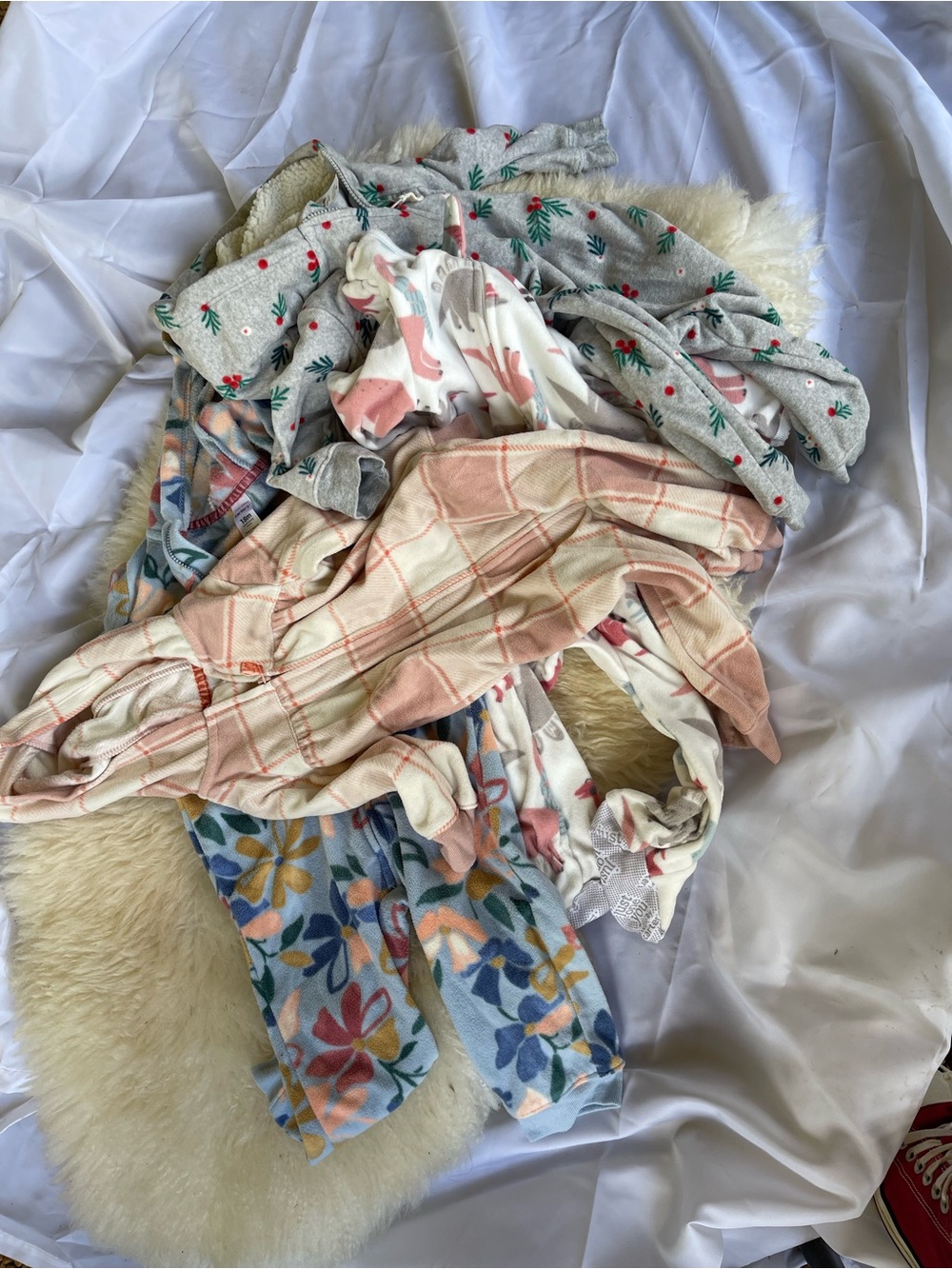Carter's Girls Mixed Pajama Set in Gray, Pink, Blue, Cream